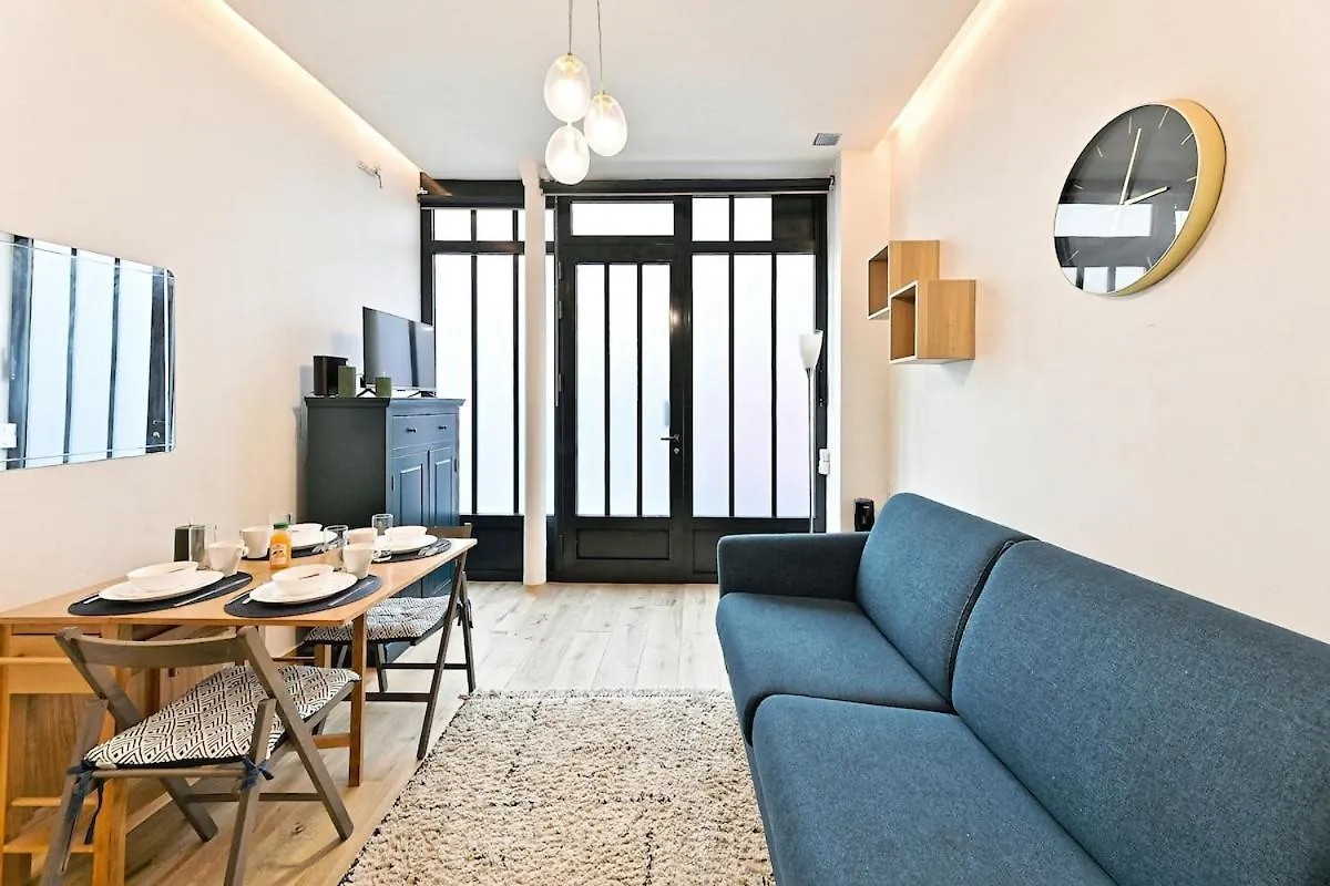 Duplex Agreable Et Comfortable Dans Le 9Eme Paris 0*,